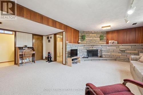 18 Strathcona Crescent, Kitchener, ON - Indoor