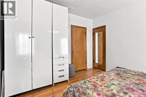 928 1St Street E, Saskatoon, SK - Indoor Photo Showing Bedroom