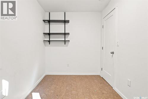 928 1St Street E, Saskatoon, SK - Indoor Photo Showing Other Room