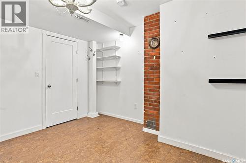 928 1St Street E, Saskatoon, SK - Indoor Photo Showing Other Room
