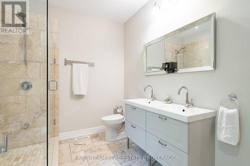 41 Tall Pines Drive, Tiny, ON - Indoor Photo Showing Bathroom