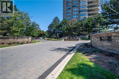 6 Willow Street Unit# 802, Waterloo, ON - Outdoor
