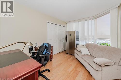 6 Willow Street Unit# 802, Waterloo, ON - Indoor Photo Showing Office