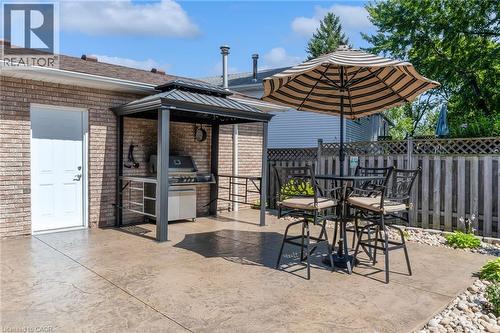 21 Samuel Road, Grimsby, ON - Outdoor
