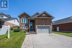 35 ARGENT STREET  Clarington (Bowmanville), ON L1C 5K8
