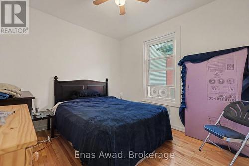 2 - 12 Somerset Street W, Ottawa, ON - Indoor Photo Showing Bedroom