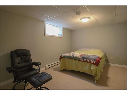 2 Kilmory Place, St. John'S, NL - Indoor Photo Showing Bedroom