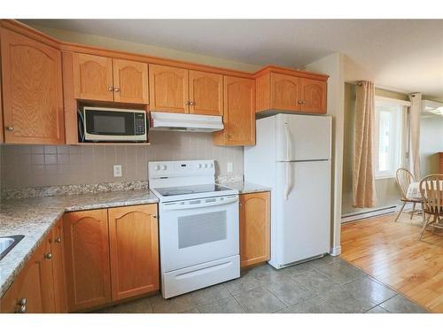2 Kilmory Place, St. John'S, NL - Indoor Photo Showing Kitchen