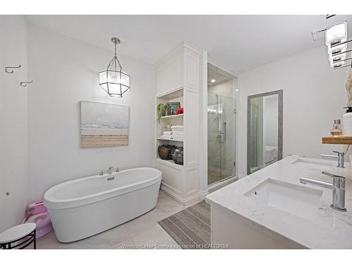 266 Xavier Circle, Lakeshore, ON 