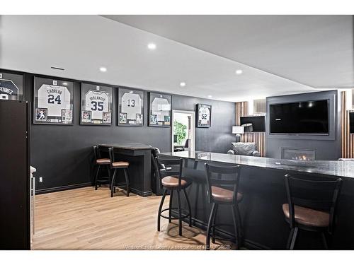 266 Xavier Circle, Lakeshore, ON 