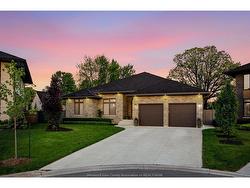 266 XAVIER Circle Lakeshore, ON N8N 0J3