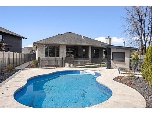 266 Xavier Circle, Lakeshore, ON 