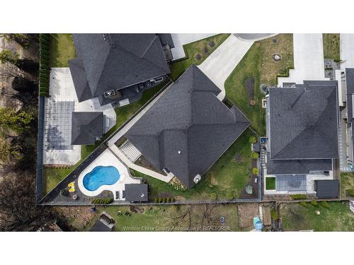 266 Xavier Circle, Lakeshore, ON 
