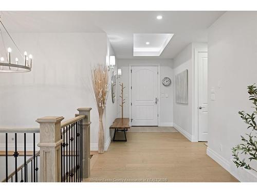 266 Xavier Circle, Lakeshore, ON 