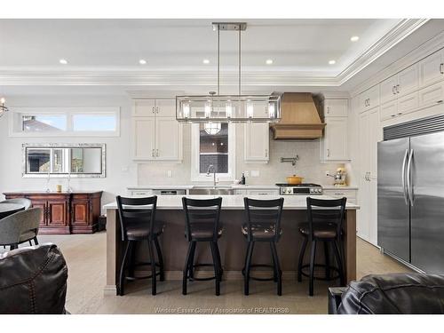 266 Xavier Circle, Lakeshore, ON 