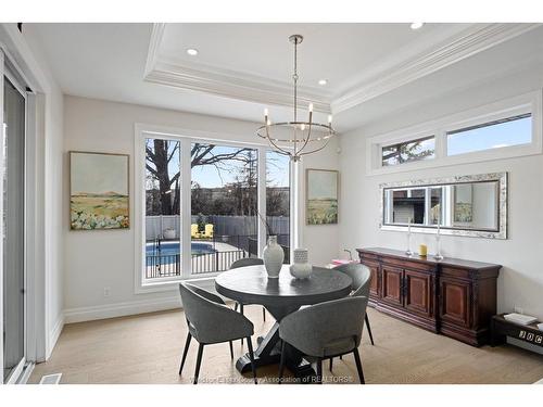 266 Xavier Circle, Lakeshore, ON 