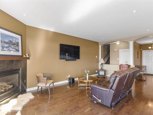 706 Weiler Boulevard, Thunder Bay, ON - Indoor Photo Showing Living Room With Fireplace