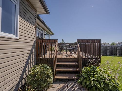 706 Weiler Boulevard, Thunder Bay, ON - Outdoor With Exterior