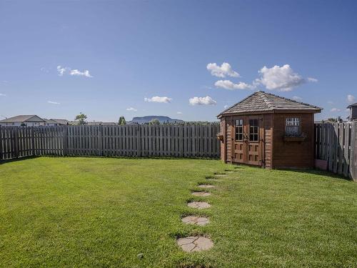 706 Weiler Boulevard, Thunder Bay, ON - Outdoor