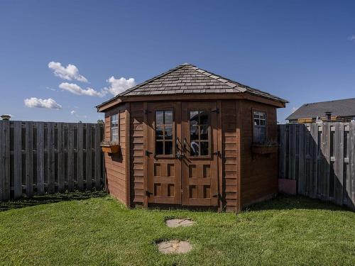 706 Weiler Boulevard, Thunder Bay, ON - Outdoor