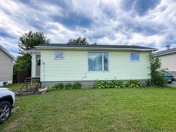 25 Sixth Street Balmertown, ON P0V 1C0