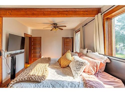 637 Catherine St., Thunder Bay, ON - Indoor Photo Showing Bedroom