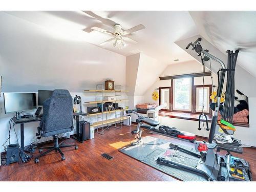 637 Catherine St., Thunder Bay, ON - Indoor Photo Showing Gym Room