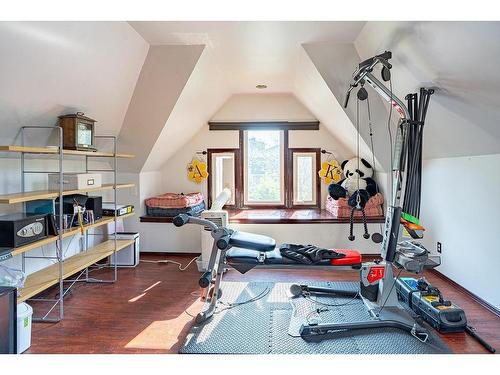 637 Catherine St., Thunder Bay, ON - Indoor Photo Showing Gym Room
