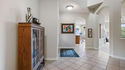 29-3800 Gallaghers Pinnacle Way, Kelowna, BC - Indoor Photo Showing Other Room
