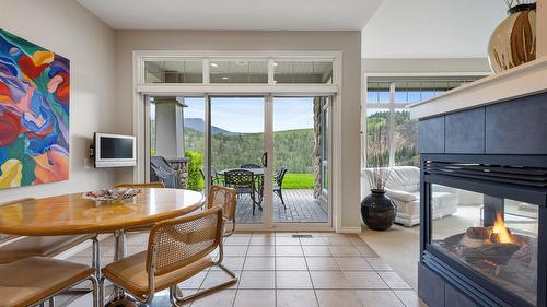 29-3800 Gallaghers Pinnacle Way, Kelowna, BC - Indoor Photo Showing Dining Room
