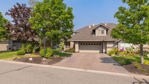 29-3800 Gallaghers Pinnacle Way, Kelowna, BC - Outdoor With Facade
