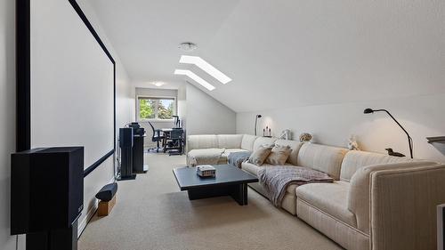 29-3800 Gallaghers Pinnacle Way, Kelowna, BC - Indoor
