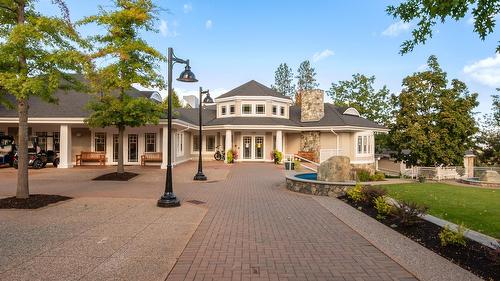29-3800 Gallaghers Pinnacle Way, Kelowna, BC - Outdoor With Deck Patio Veranda With Facade