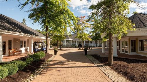 29-3800 Gallaghers Pinnacle Way, Kelowna, BC - Outdoor With Deck Patio Veranda