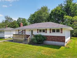 38 Lindsay ST Riverview, NB E1B 3A1