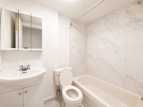 Salle de bains - 7-1020 Salaberry, Montréal (Ahuntsic-Cartierville), QC - Indoor Photo Showing Bathroom