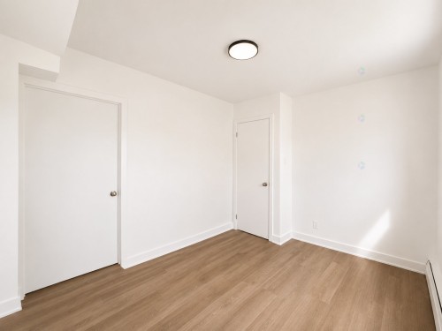 Chambre à coucher - 7-1020 Salaberry, Montréal (Ahuntsic-Cartierville), QC - Indoor Photo Showing Other Room