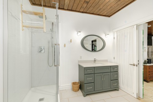 Salle de bains - 3415  - 3417 Imp. Des Colibris, Sainte-Adèle, QC - Indoor Photo Showing Bathroom