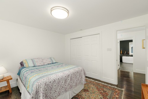 Chambre à coucher - 3415  - 3417 Imp. Des Colibris, Sainte-Adèle, QC - Indoor Photo Showing Bedroom