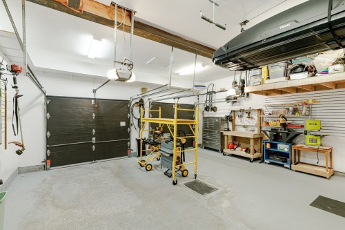 Garage - 3415  - 3417 Imp. Des Colibris, Sainte-Adèle, QC - Indoor Photo Showing Garage