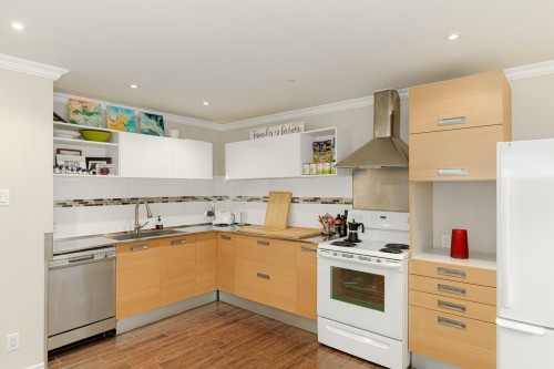 Cuisine - 3415  - 3417 Imp. Des Colibris, Sainte-Adèle, QC - Indoor Photo Showing Kitchen With Double Sink