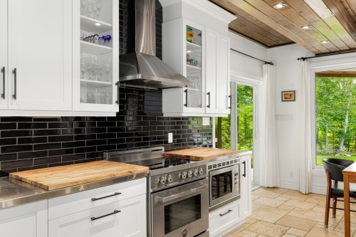Cuisine - 3415  - 3417 Imp. Des Colibris, Sainte-Adèle, QC - Indoor Photo Showing Kitchen