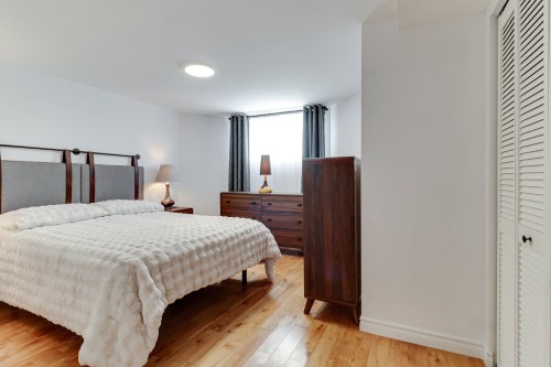 Master Bedroom - 8546 Place Chartier, Laval (Saint-François), QC - Indoor Photo Showing Bedroom