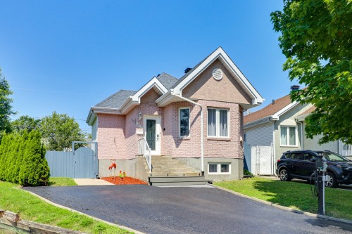 Front of Structure - 8546 Place Chartier, Laval (Saint-François), QC - Outdoor
