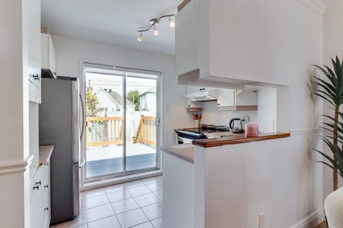 Kitchen - 8546 Place Chartier, Laval (Saint-François), QC - Indoor Photo Showing Kitchen