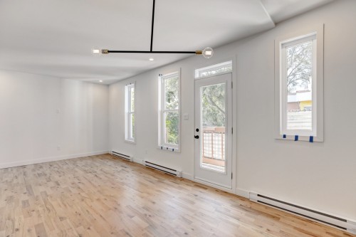 Dining Room - 1420 Rue St-Clément, Montréal (Mercier/Hochelaga-Maisonneuve), QC - Indoor Photo Showing Other Room