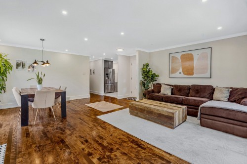 Salon - 133 Av. Madsen, Beaconsfield, QC - Indoor Photo Showing Living Room