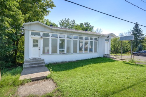 1212Z 1214Z Ch Elie Auclair — photo 1