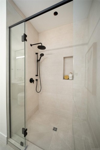 10011 Chicory Pl, Sidney, BC - Indoor Photo Showing Bathroom