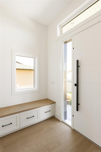 10011 Chicory Pl, Sidney, BC - Indoor Photo Showing Other Room